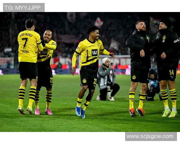 突发!多特蒙德宣布将离队,球迷不舍告别 突发!多特蒙德宣布将离队,球迷不舍告别