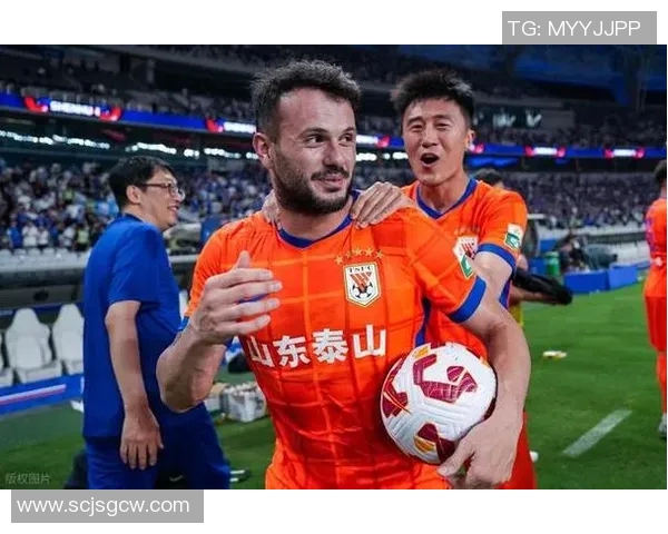 中超荣获月度最佳球员,实至名归 中超荣获月度最佳球员,实至名归