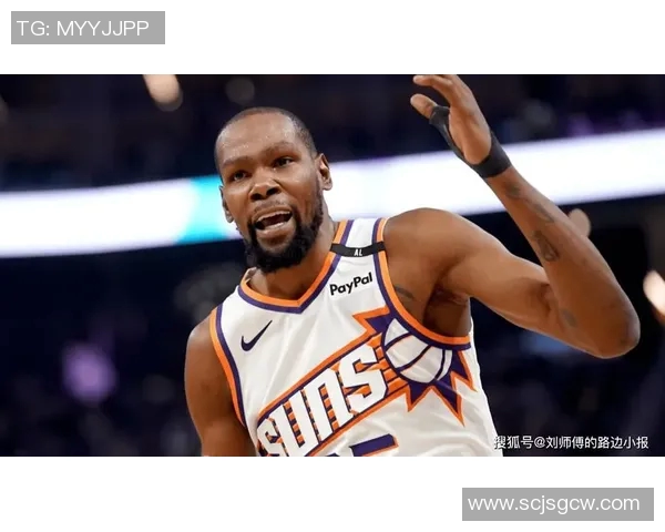 杜兰特与知名女星深夜约会引发热议 网友纷纷猜测新恋情是否成立